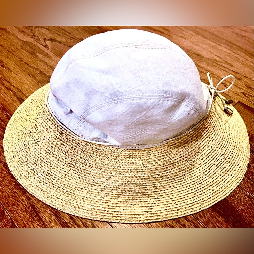 Helen Kaminski "Delphina" 100% Cotton, Foldable, Two-Tone Hat *LIGHTLY USED!!👒*